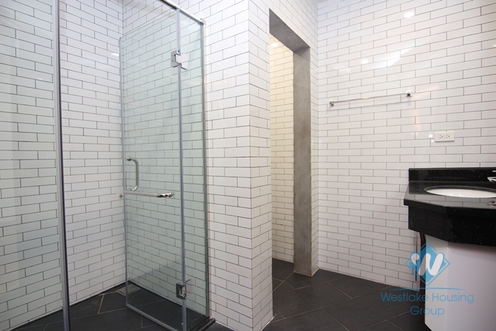 02 floor apartment with swimming for rent in Xuan dieu st, Tay Ho district 